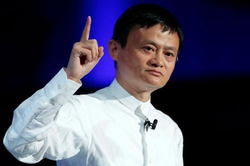 马云:微信起来时 我每天都挠头发.jpg